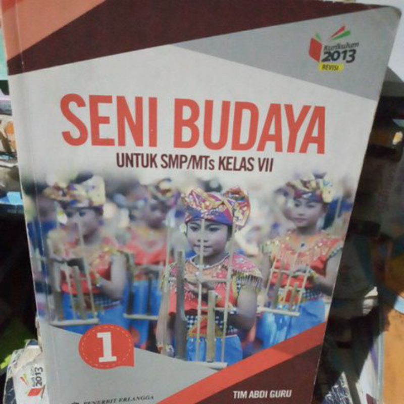 buku untuk SMP kelas 7 Seni Budaya