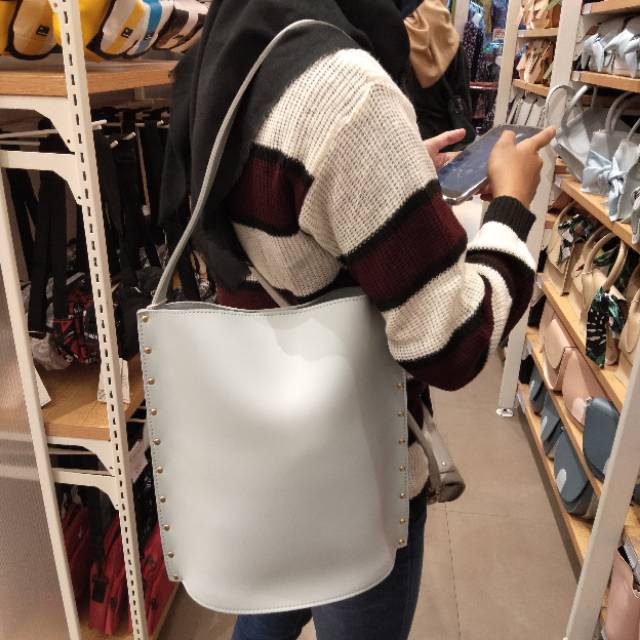 Casual shoulder bag miniso / tas selempang miniso