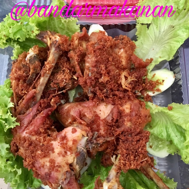 

Ayam goreng kuning