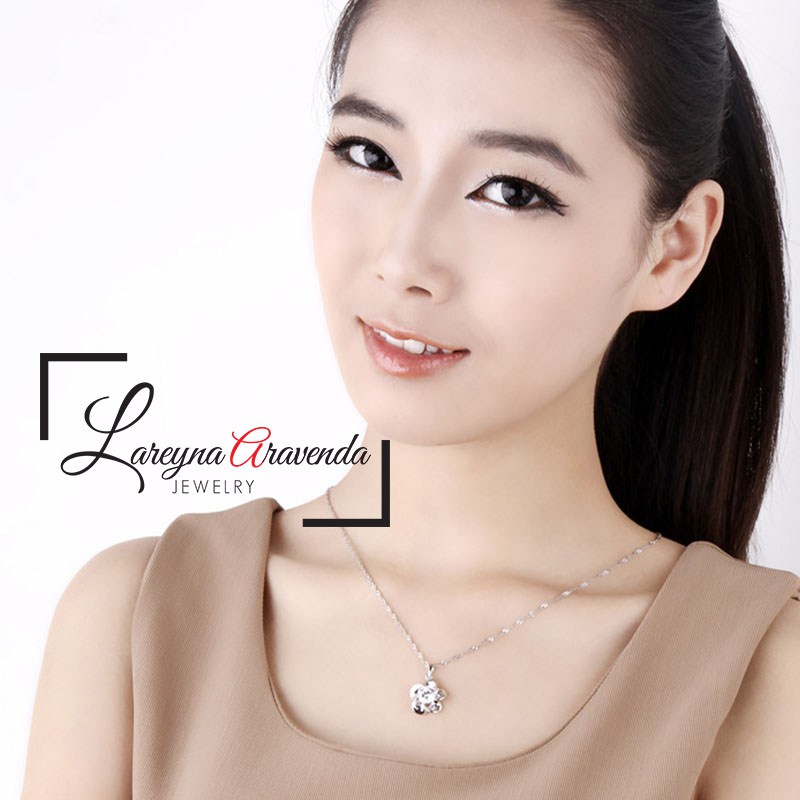 Kalung Titanium Asli + Liontin Model Bunga Crystal Kristal Swarovski KL004