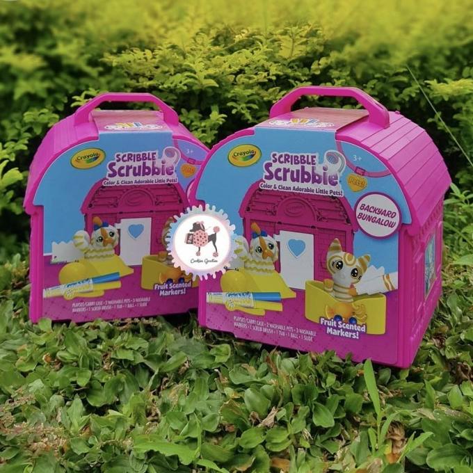

Crayola Scribble Scrubbie Pets Backyard Bungalow Set