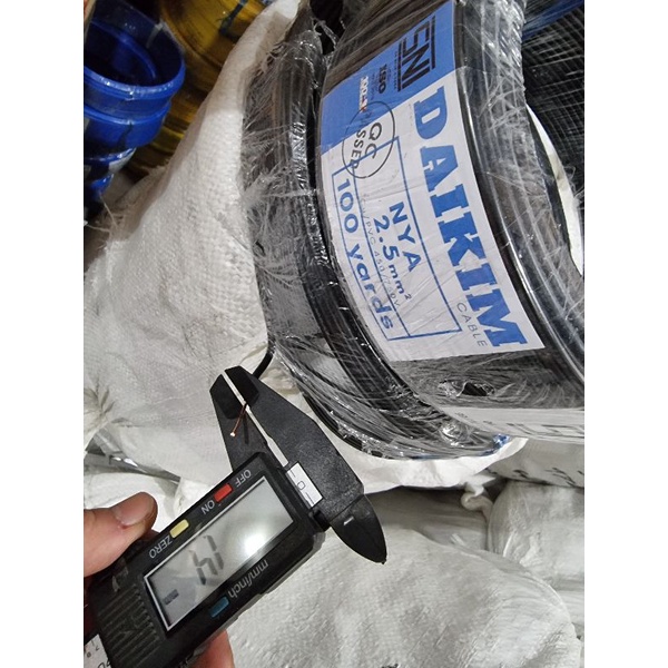 Daikim Kabel Tembaga engkel Murah NYA 2,5mm 100Yard. 90M per roll. SNI LMK