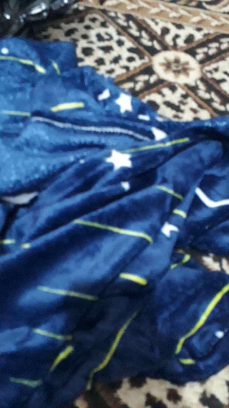 Selimut Bulu Halus 150x200 Motif Dewasa Keren Terlaris Termurah Impor,,,,,,,,,,,