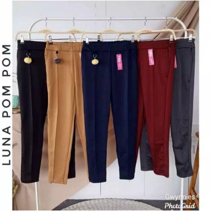 CELANA LUNA SCUBA POMPOM / Celana Cubit Tulang Scuba