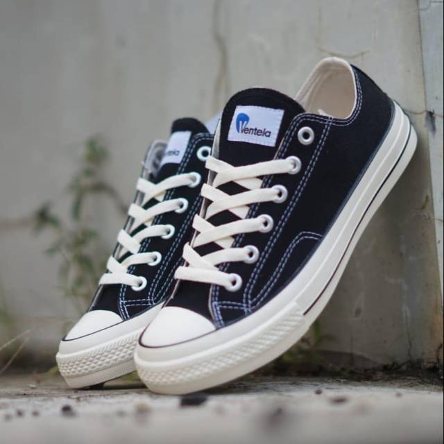 Ventela 70's low black white