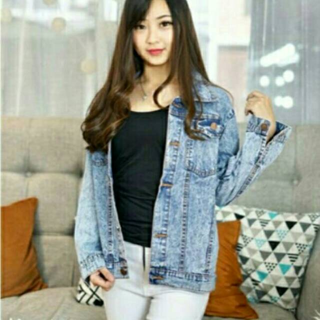JAKET LEVIS DEVI BAHAN DENIM /LEVIS  GOOD QUALITY