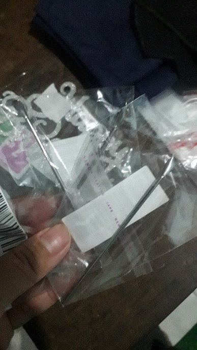 【 Rp200】1pc Alat Pembuka Botol Bahan Stainless Steel Warna Silver