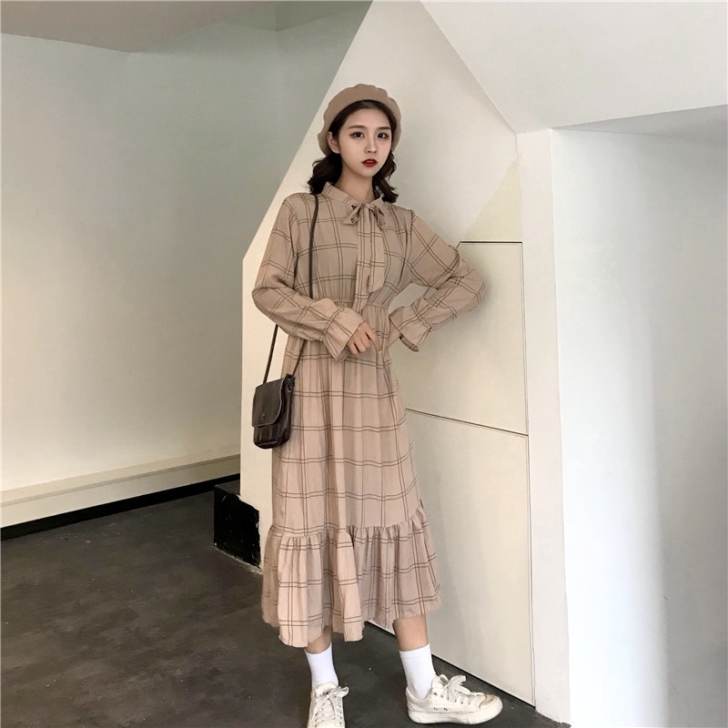 Gaun maxi dress A-line lengan panjang retro mengacak-acak Korea