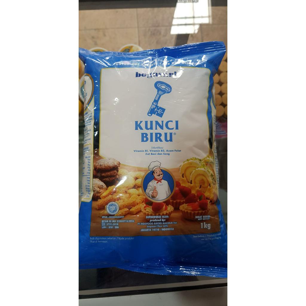 

Tepung Terigu Kunci Biru / Tepung Bogasari Kunci 1kg