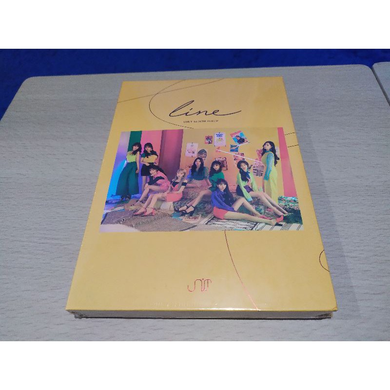 [SEALED] UNI.T 1st Mini Album line