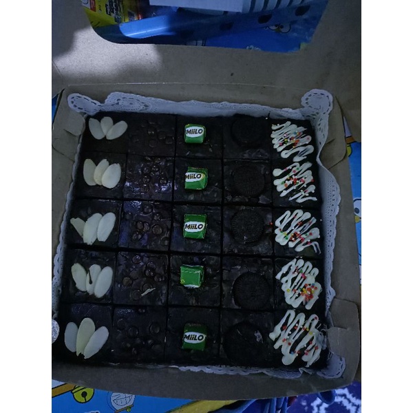 

Brownies Fudgy ukuran 20 x 20cm