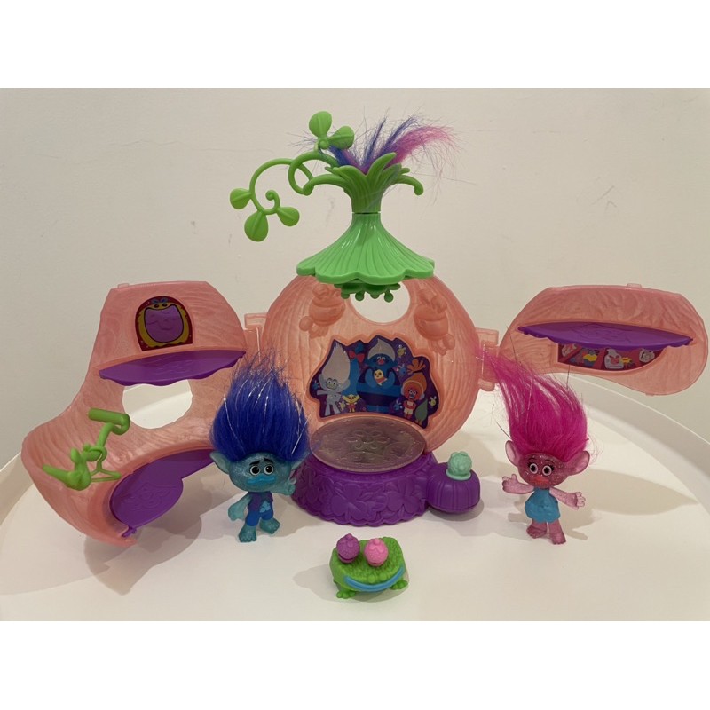 Trolls Poppy’s house