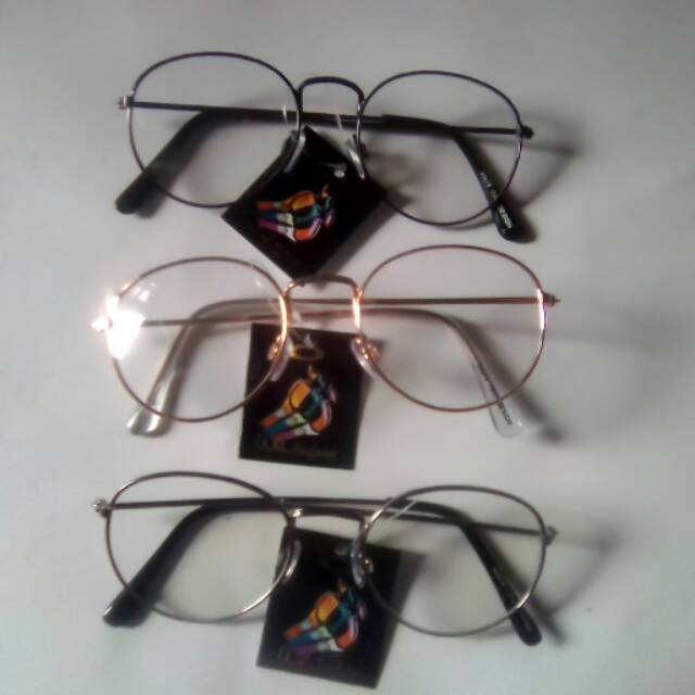 Kacamata Bulat Oval