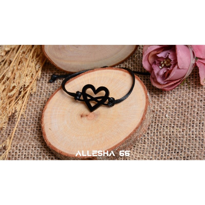 GELANG LOVE AKRILIK / GELANG LOVE /GELANG HITAM / GELANG TALI /GELANG TALI KOREA /GELANG ANTI AIR / GELANG MURAH / GELANG VIRAL / GELANG TERPOPULER / GELANG TERMURAH / GELANG UNIK / GELANG LUCU  / GELANG  AESTHETIK / GELANG