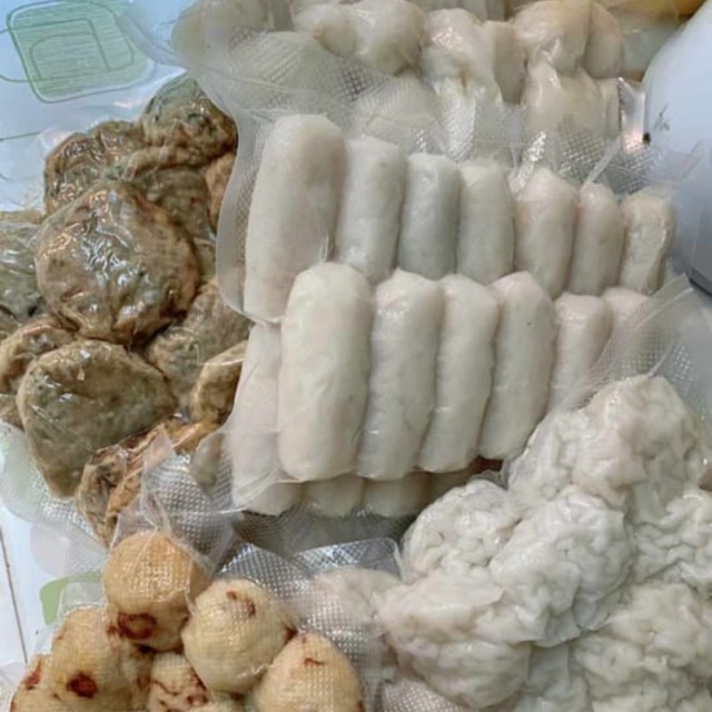 

PEMPEK ASLI PALEMBANG PAKET ISI 10pcs+cuko
