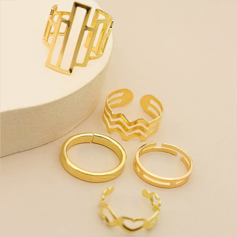 5pcs / Set Cincin Buku Jari Aneka Bentuk Warna Silver Untuk Wanita