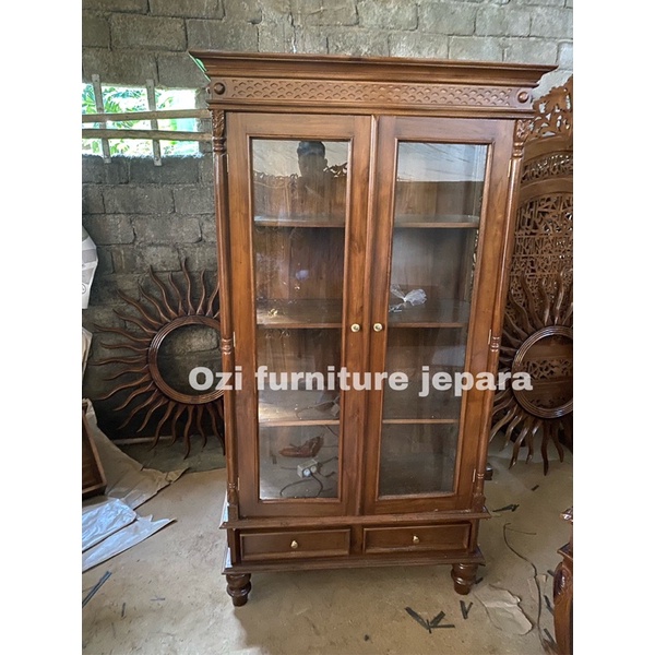 lemari pajangan/lemari hias minimalis kayu jati