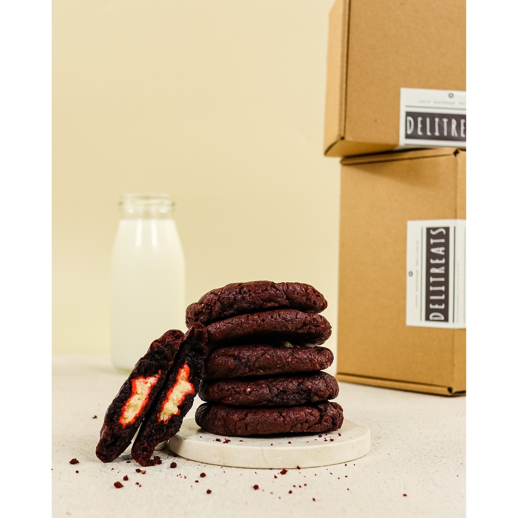 

RED VELVET COOKIE - KUKIS RED VELVET DENGAN CREAM CHEESE