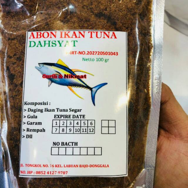 

Abon ikan tuna, aneka cokelat rasa, bawang goreng khas Palu