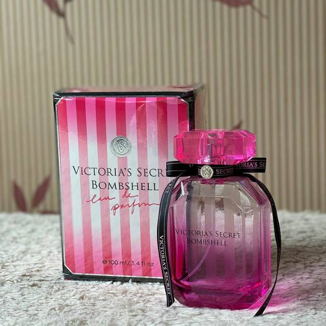 VICTORIA SECRET BOMBSHELL