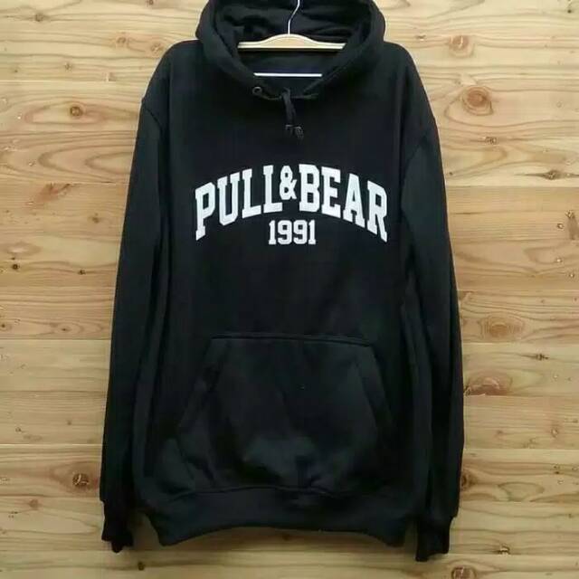 hoodie pull and bear polos