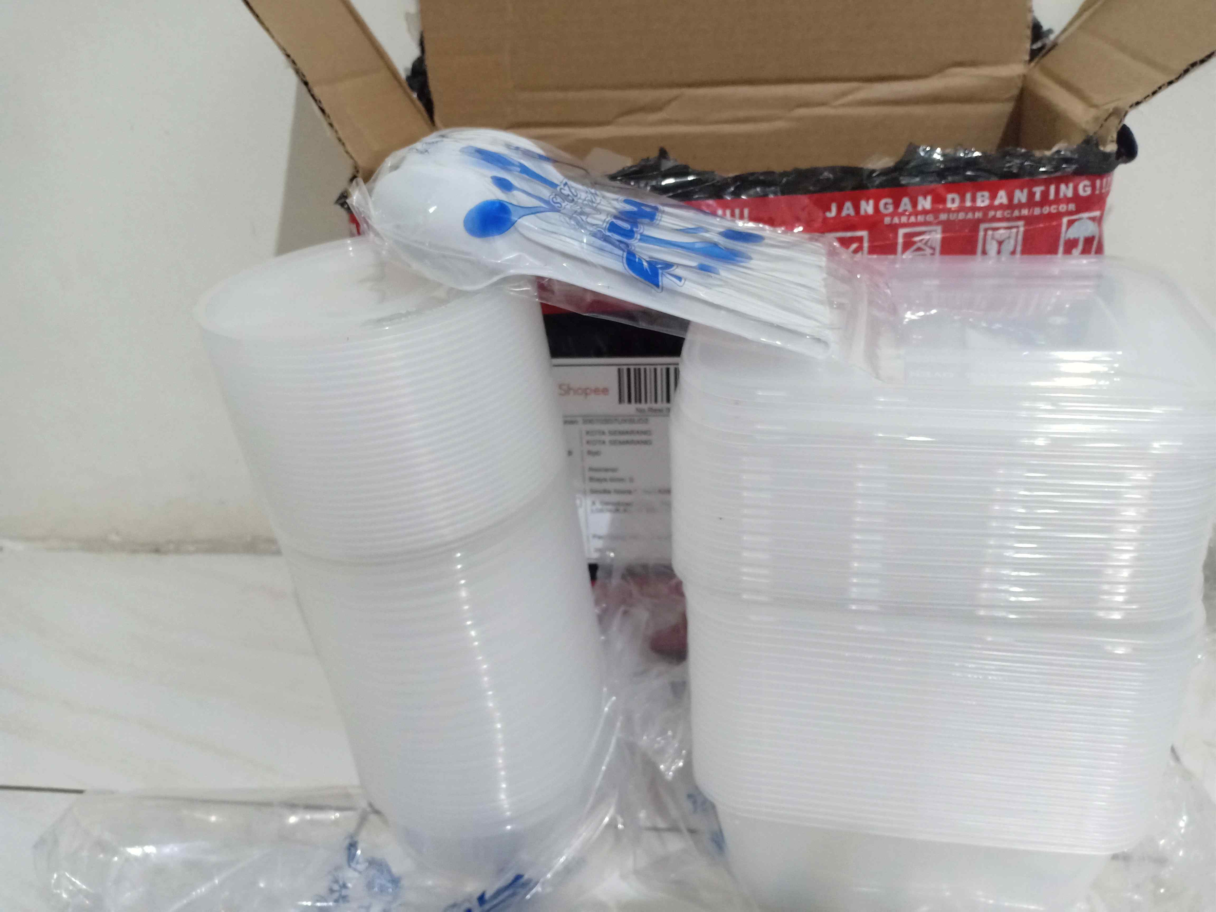 Sendok Makan Plastik - Putih