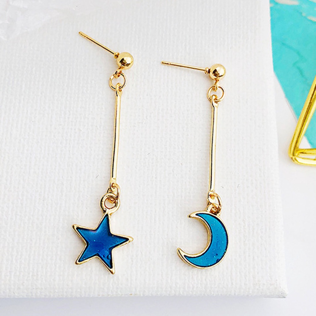 Hu Hu Hu Hu Hu Alat Bantu Pasang Kacamata♡ 1 Pasang Anting Menjuntai Bentuk Bulan Bintang Bahan Alloy Anti Karat Ramah Kulit Untuk Wanita