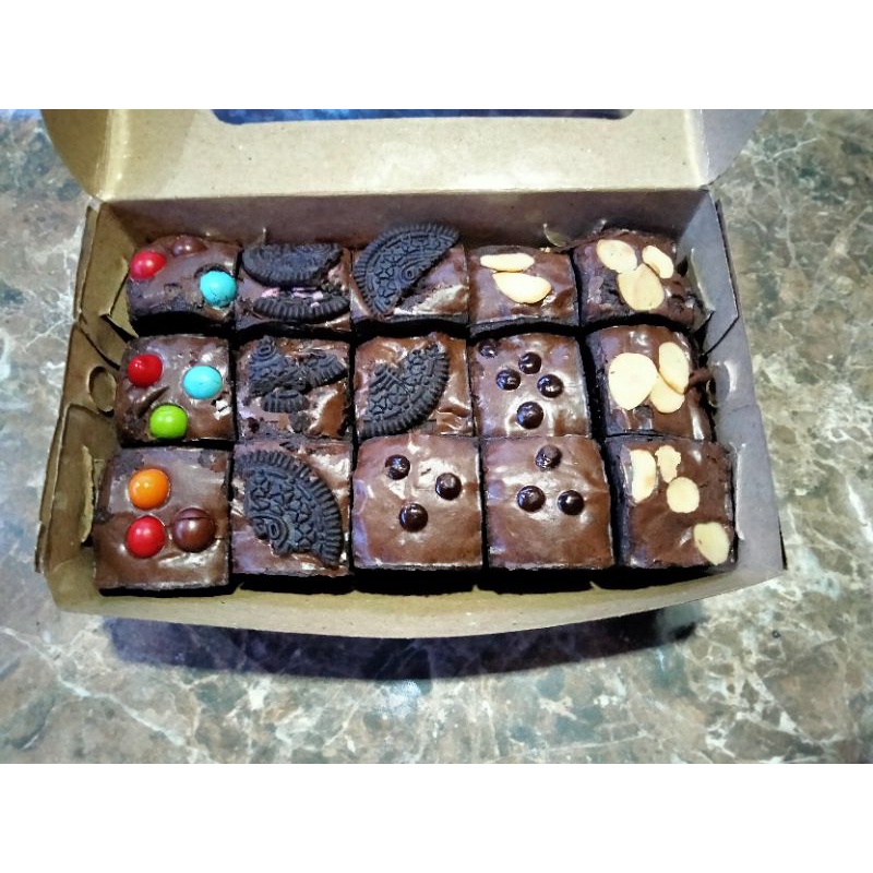 

Brownies Fudgy isi 15