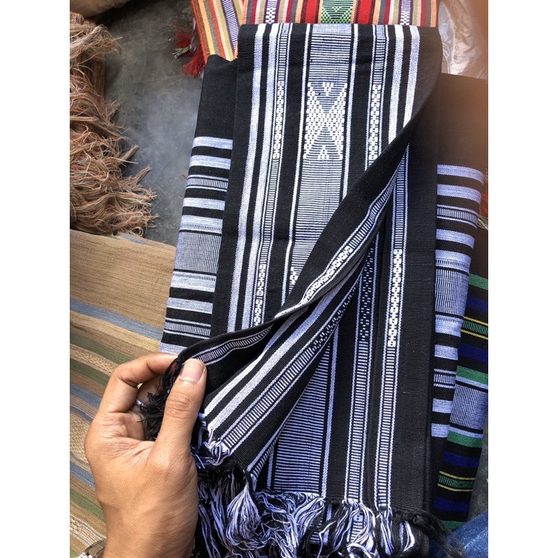 Selendang Kain Tenun Lombok Timur