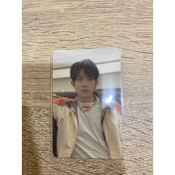 pc heeseung down ver booked