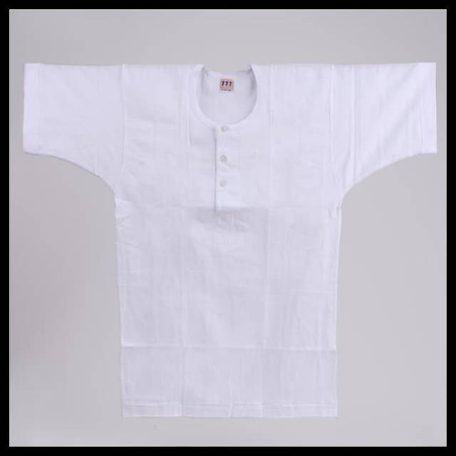 Kaos pria 777 dengan 3 kancing