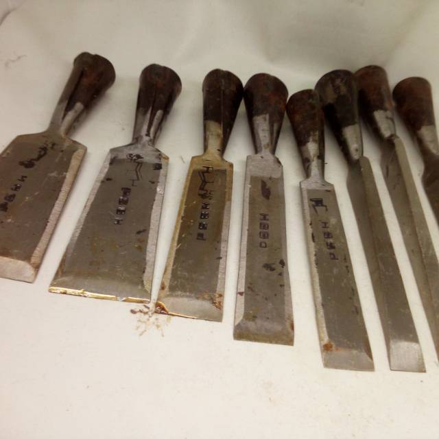 Pahat tukang kayu tatah bobok 1 set murah per mobil