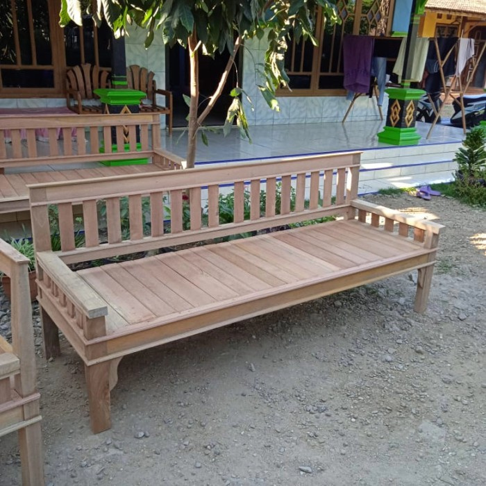 Daybed kayu kursi panjang bengkirai bale bale minimalis kursi teras