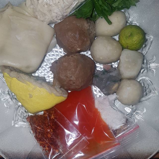 

mie baso kumplit si darling
