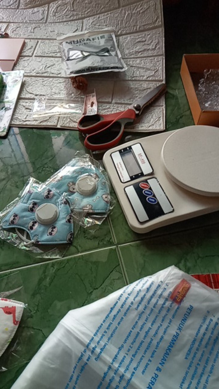 Payung Topi Untuk Anak Anak Atau Dewasa / Payung Kepala Hujan Melindungi Simp