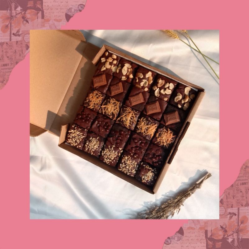 

FUDGY BROWNIES - TANGSEL