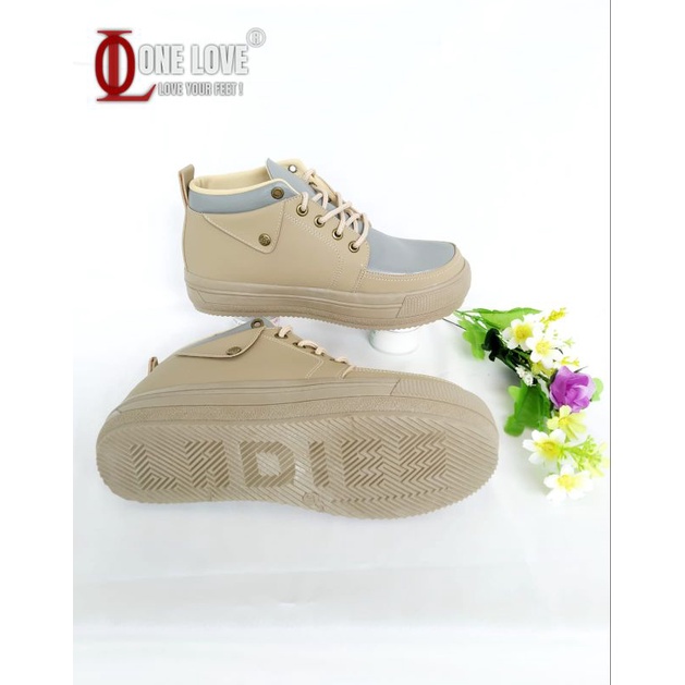 Sepatu Boots One Love Original, Sepatu Tali Wanita Boots One Love, Sepatu Boots One Love, Sepatu Wan