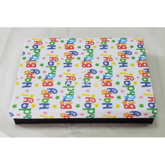 

Kotak Kado / Kotak Hadiah / Gift Box Pakaian B / Motif Happy Birthday Warna-warni