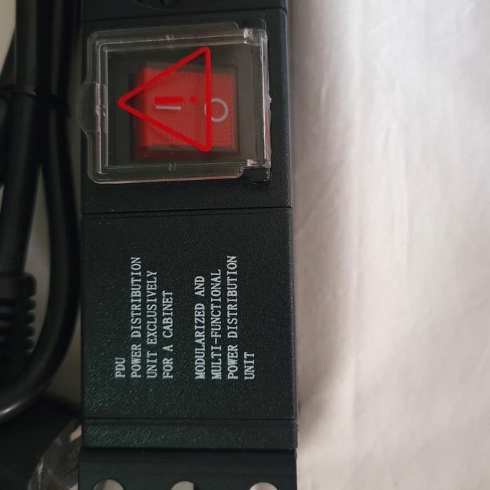 PDU 8 outlet 16A power distribution outlet