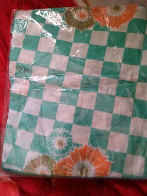 Atasan Batik Wanita Motif Catur