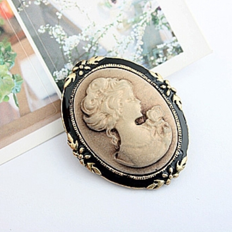 Pin Bros Cameo Antik Elegan Gaya Vintage Untuk Wanita