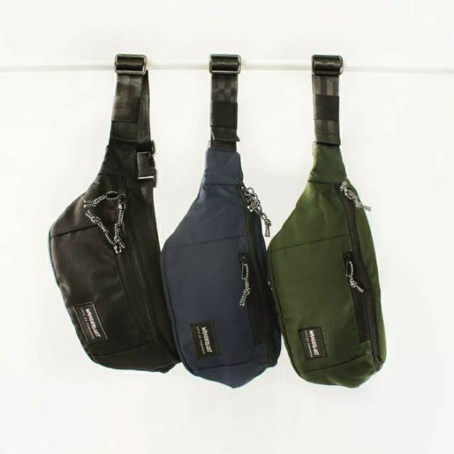 Wanderlust Tas Selempang Tas Pinggang Waistbag Pria Zurich Black