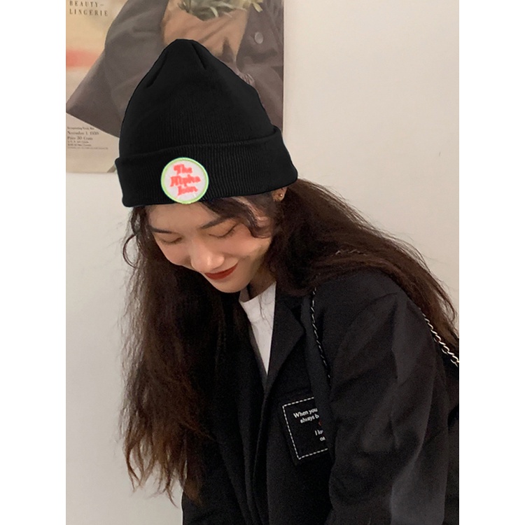 Topi Kupluk Rajut Motif Tulisan Gaya Korea Untuk Wanita