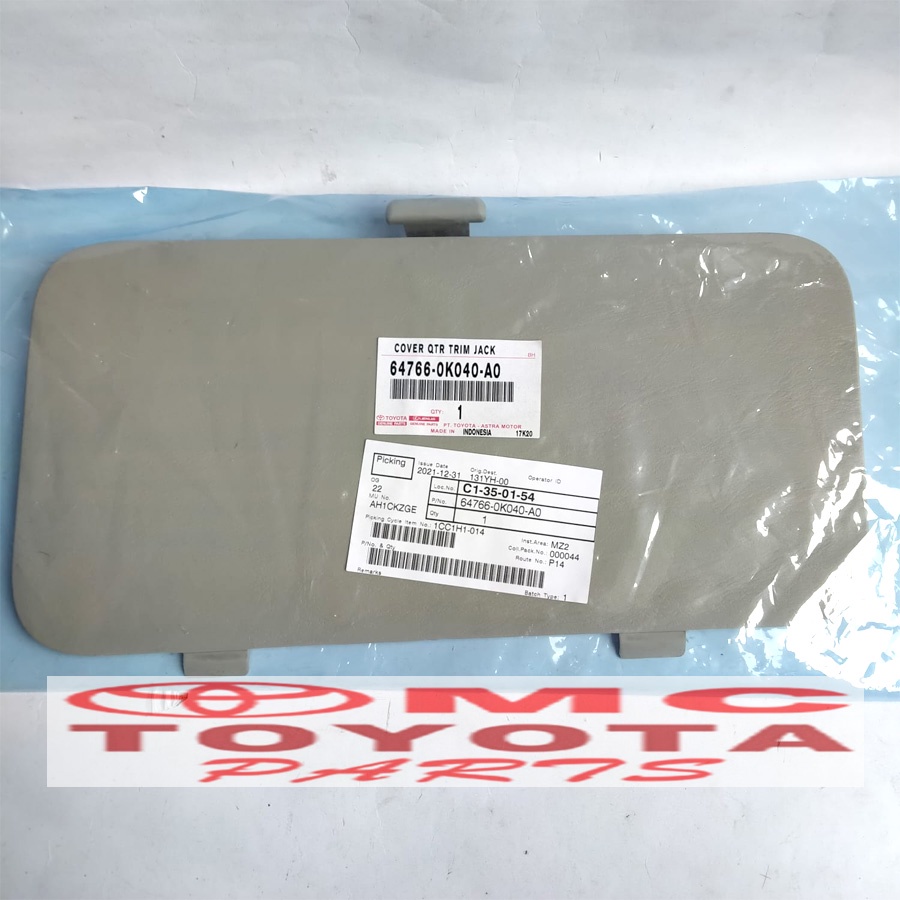 Tutup Cover Dongkrak Kijang Innova 64766-0K040-A0