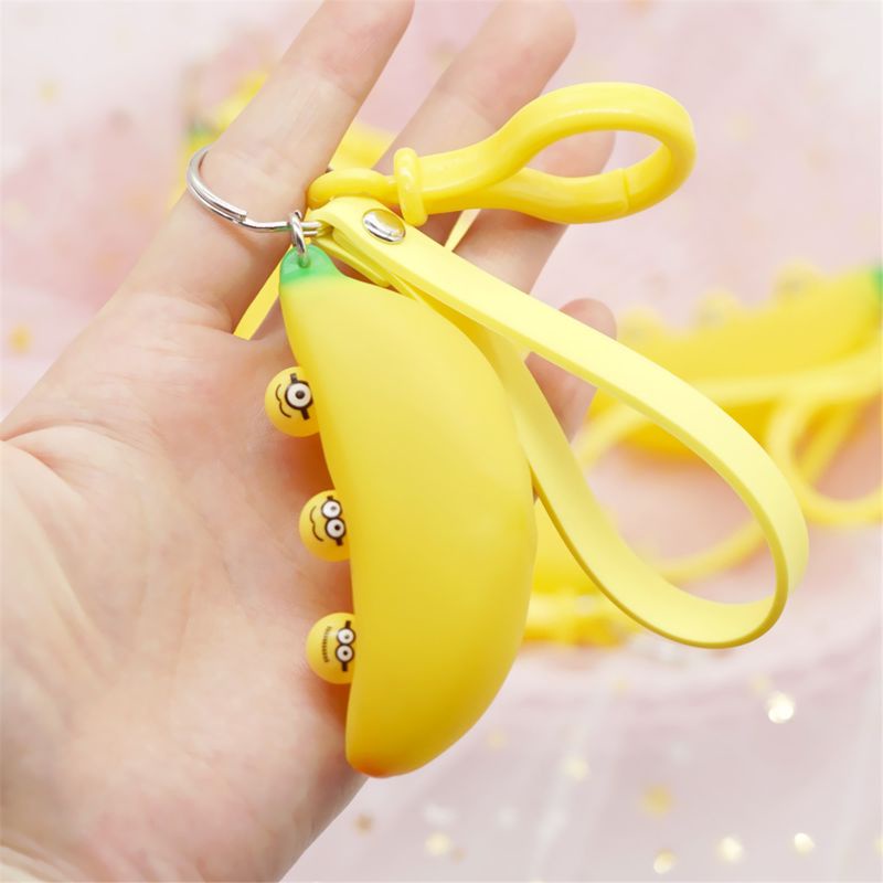 Mary 2.95x1.38x1.38in Menghilangkan Stress Mainan Dekompresi Stretch Banana Keychain Toy