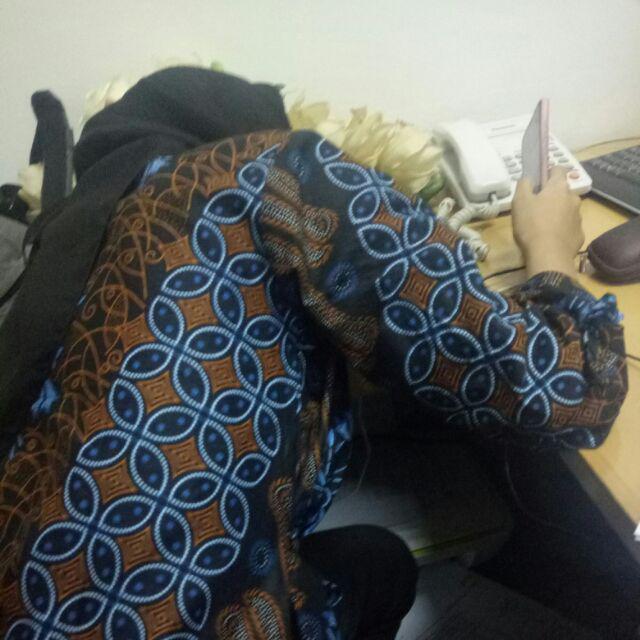 Atasan Batik Dolby Dolbi Dobby Doby Tenun Sutra Tulis Halus Katun Atbm Baron ,sarombit Atasan