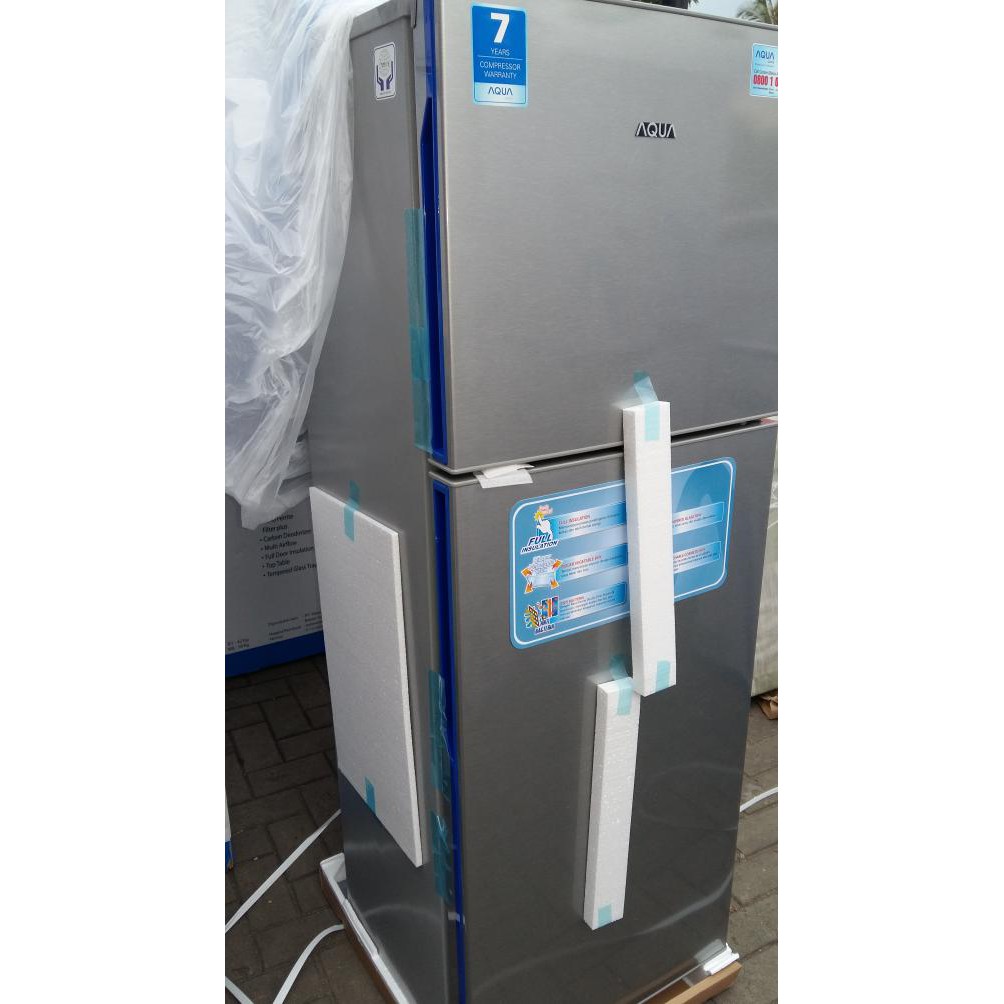 Kulkas AQUA JAPAN AQR-D270 Lemari Es 2 pintu No Frost 270 - Hitam