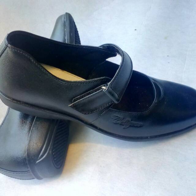 Cellyno sepatu wanita kulit sapi Shopee Indonesia Cellyno sepatu wanita kulit sapi Shopee Indonesia