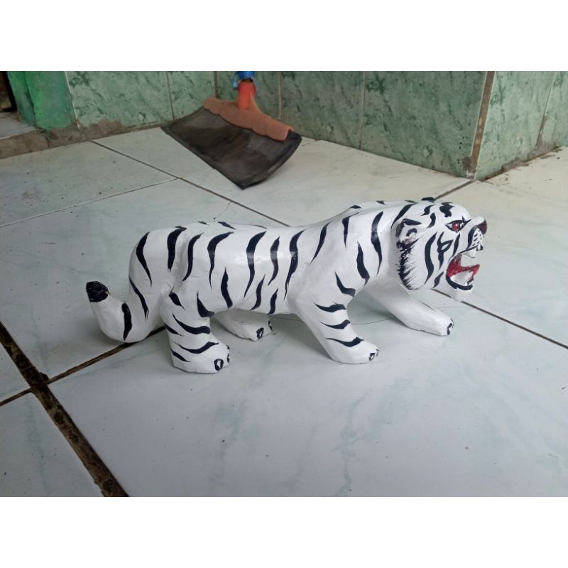 patung macan putih uk20cm
