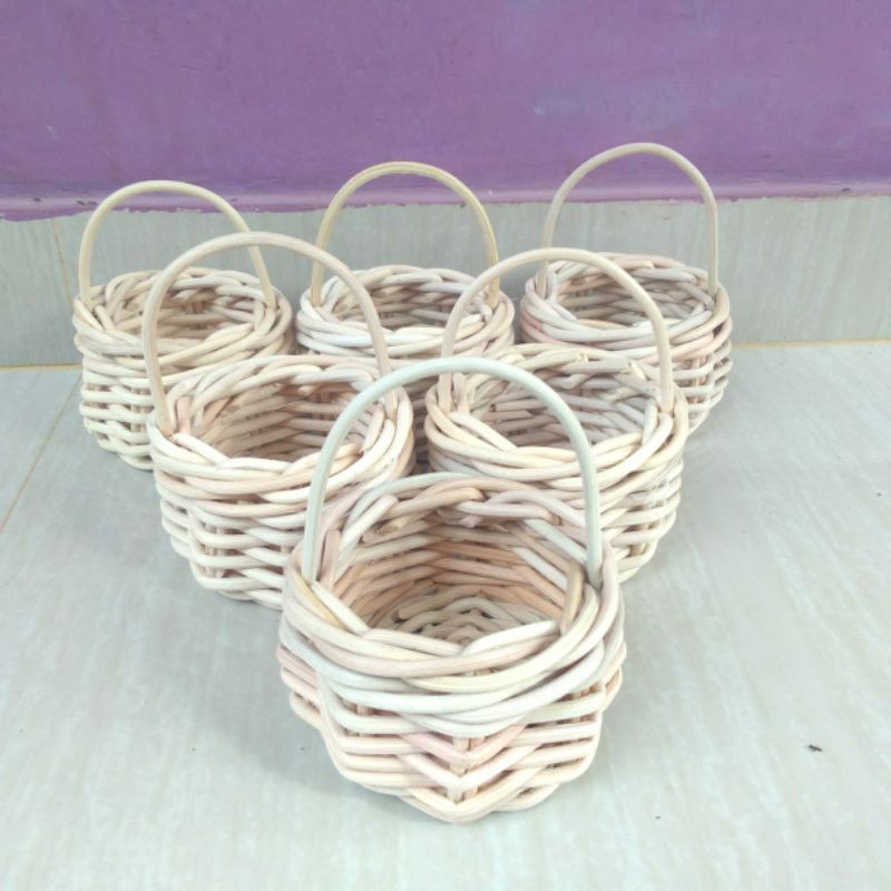 Keranjang rotan bulat handle mini sovenir telur parcel murah 8,5x6 cm